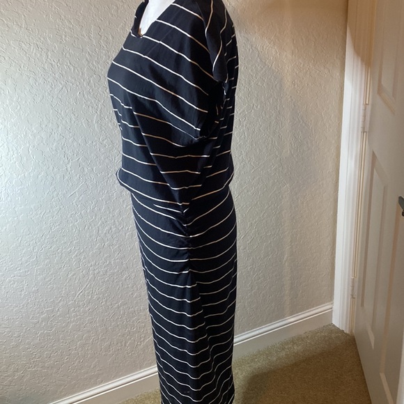 ❤️ATHLETA DRESS❤️ - Picture 3 of 5